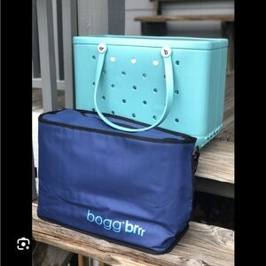 bogg brrr Cooler Bag in Navy Bogg Bag Cooler Insert